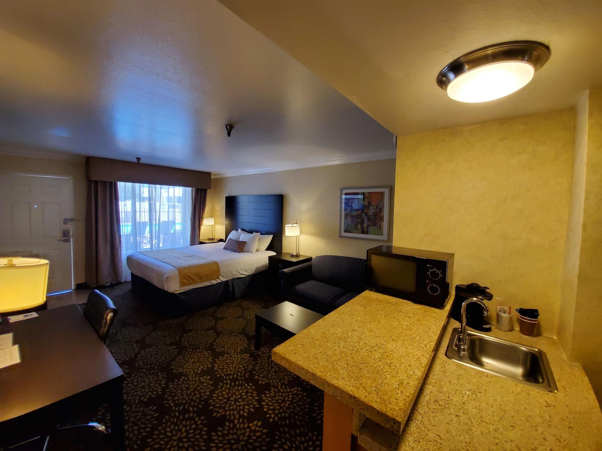 Hotel D'Lins Ontario Airport Экстерьер фото